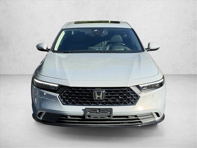 Used 2025 Honda Accord Touring image 2