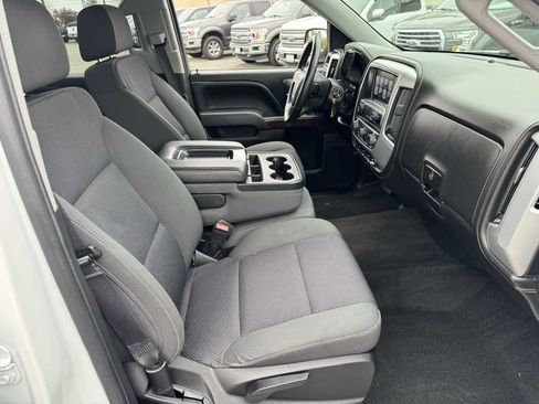 Used 2018 GMC Sierra 1500 SLE w/ SLE Value Package image 18