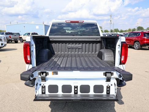 New 2026 GMC Sierra 1500 SLT w/ SLT Premium Package AWD/4WD image 5