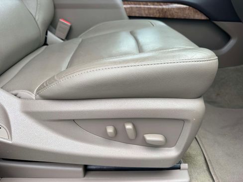 Used 2019 Chevrolet Tahoe Premier AWD/4WD image 24