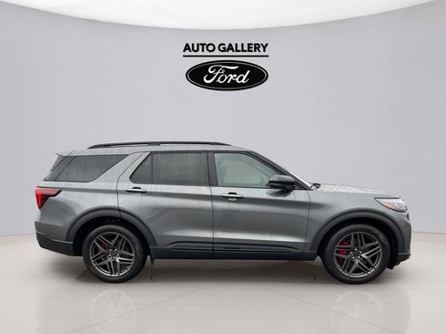New 2026 Ford Explorer ST AWD/4WD image 4