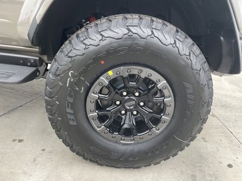 New 2025 Ford Bronco Raptor w/ Interior Carbon Fiber Pack image 34