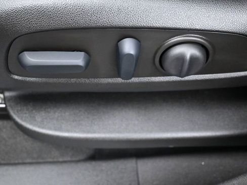 Used 2022 GMC Terrain Denali image 11