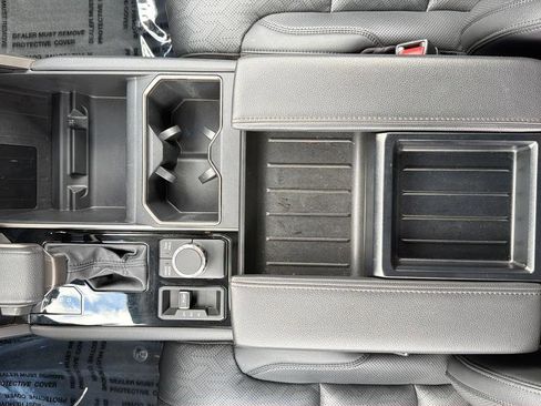 Used 2024 Toyota Tundra Limited image 20