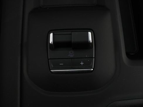 New 2026 GMC Sierra 3500 Denali image 9