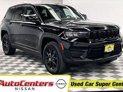 Used 2024 Jeep Grand Cherokee Altitude