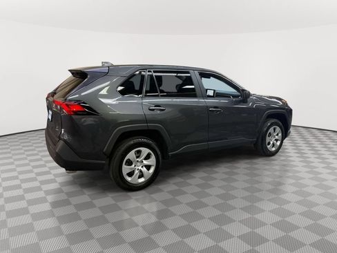 Used 2025 Toyota RAV4 LE AWD/4WD image 7