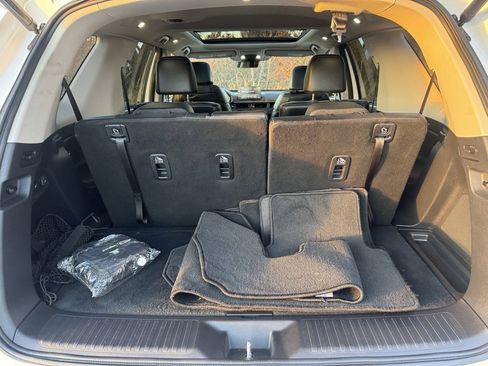 Used 2023 Honda Pilot Elite image 32