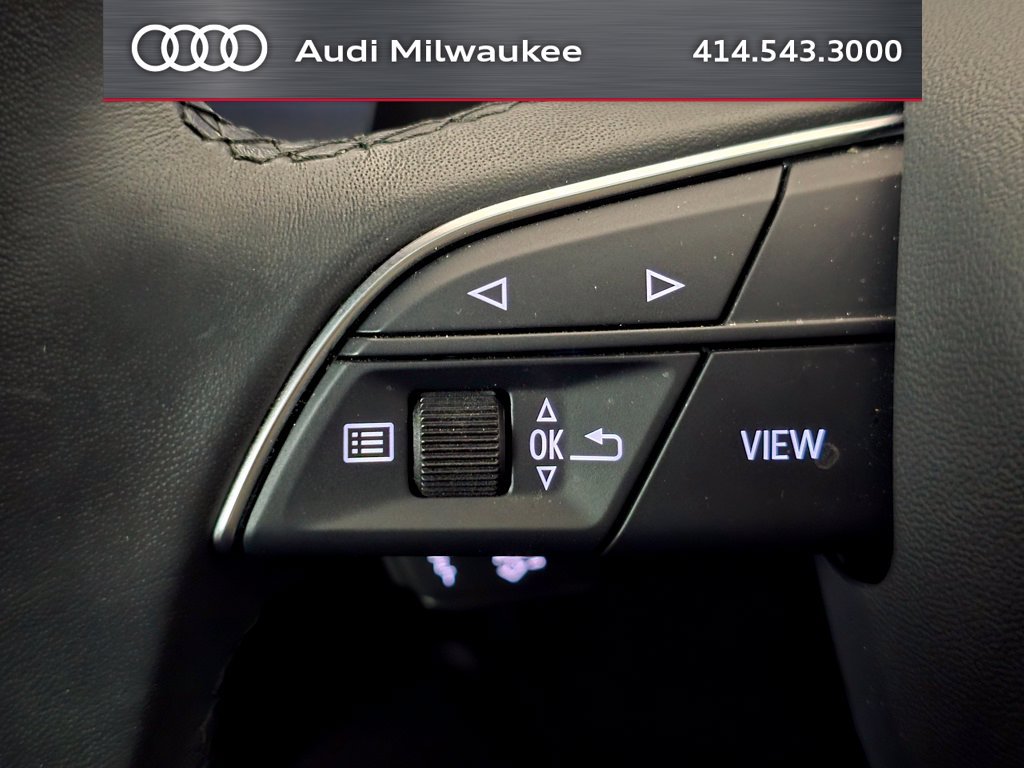 Used 2023 Audi Q7 2.0T Premium w/ Convenience Package AWD/4WD image 35