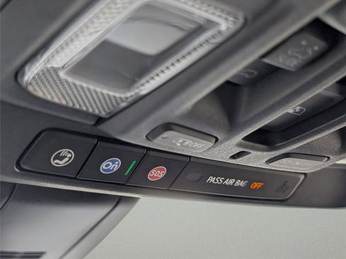 Used 2021 GMC Sierra 1500 AT4 w/ AT4 Value Package image 29