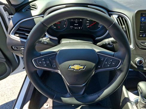 Used 2024 Chevrolet Malibu LT w/ Sport Edition FWD image 18