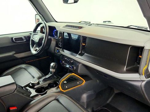 Used 2021 Ford Bronco Badlands AWD/4WD image 24
