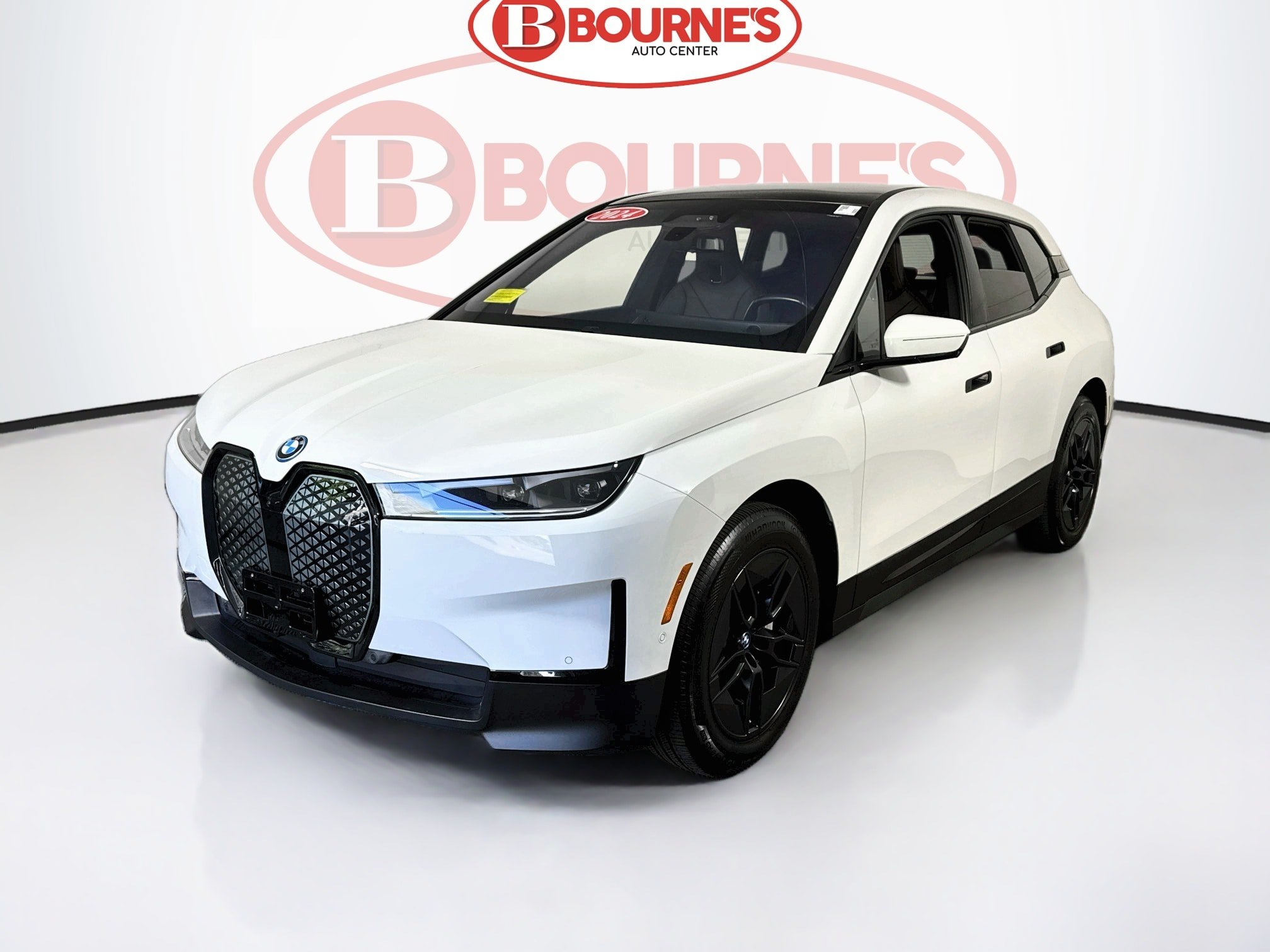 Used 2024 BMW iX xDrive50 AWD/4WD image 8