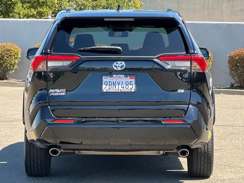 Used 2021 Toyota RAV4 SE AWD/4WD image 8