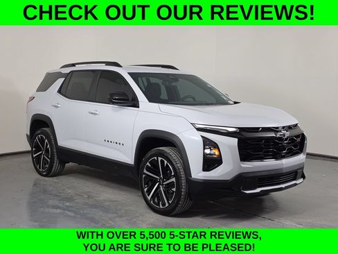 Used 2026 Chevrolet Equinox RS w/ Convenience Package III FWD image 3