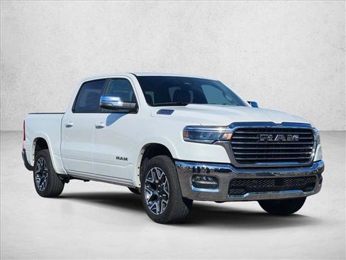 Used 2026 RAM 1500 Laramie AWD/4WD image 3