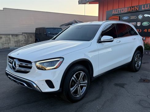 Used 2022 Mercedes-Benz GLC 300 4MATIC w/ Premium Package Lite image 6