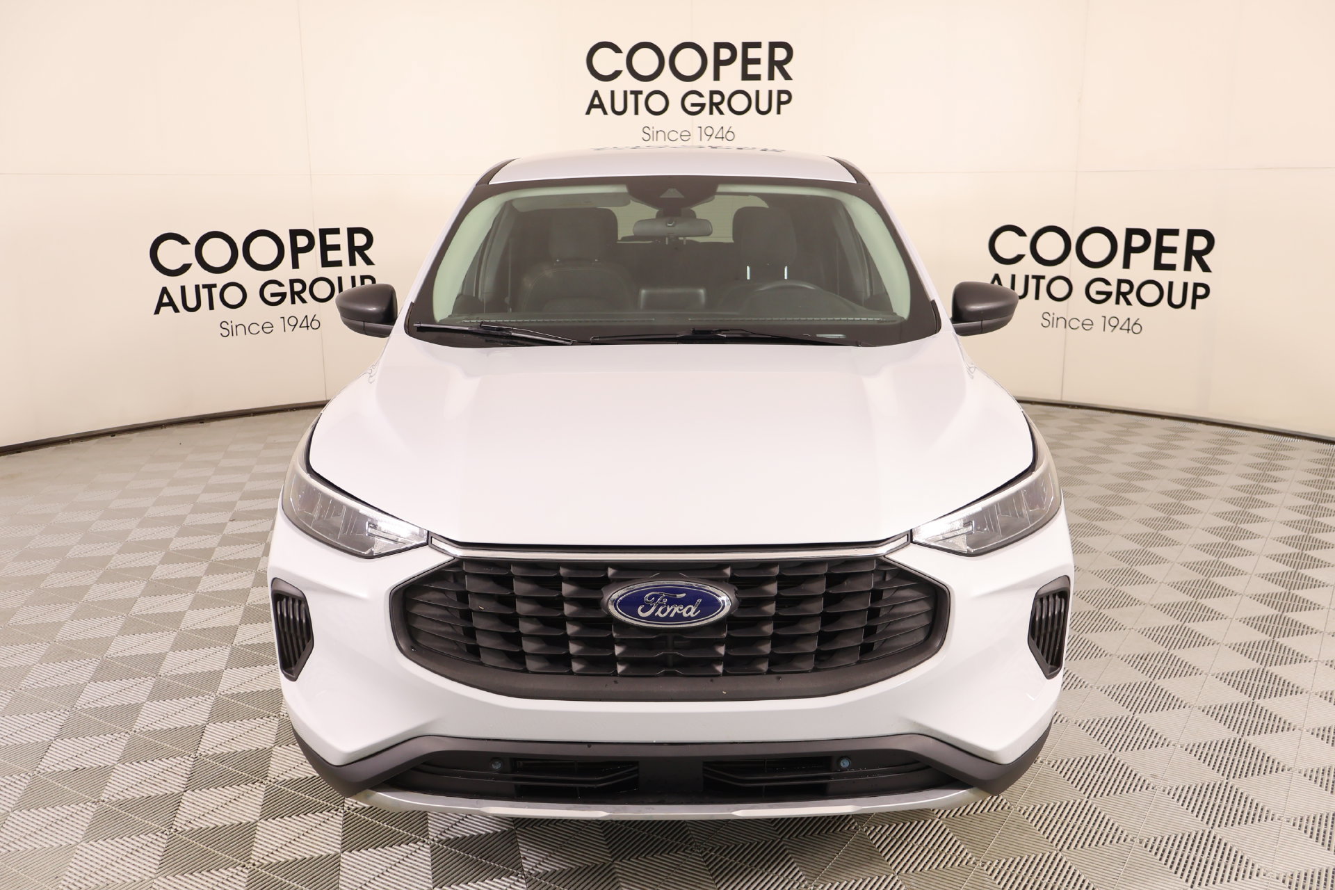 Used 2025 Ford Escape Active w/ Cold Weather Package FWD image 9