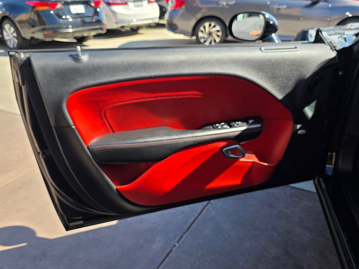 Used 2018 Dodge Challenger R/T Scat Pack RWD image 25