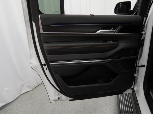 New 2025 Jeep Grand Wagoneer Series III w/ Rear Seat Video Group 1 image 35