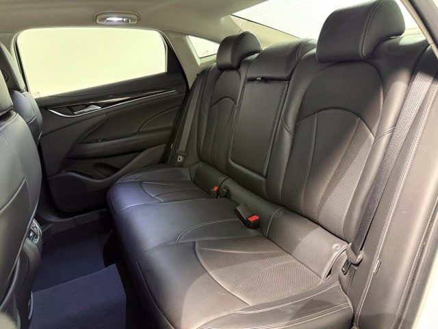 Used 2019 Buick LaCrosse Premium w/ Driver Confidence Package II FWD image 27