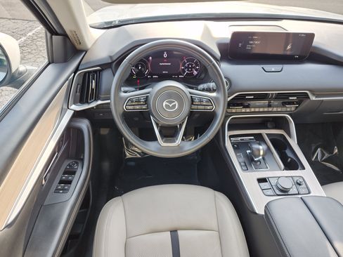 Used 2024 MAZDA CX-90 Plug-In Hybrid w/ Preferred AWD/4WD image 26