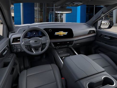 New 2026 Chevrolet Suburban Z71 w/ Comfort Package AWD/4WD image 40