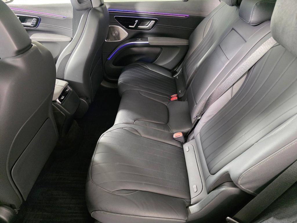 Certified 2023 Mercedes-Benz EQS 580 4MATIC SUV image 14