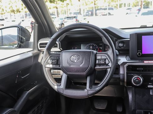 Certified 2026 Toyota Tacoma SR5 AWD/4WD image 16