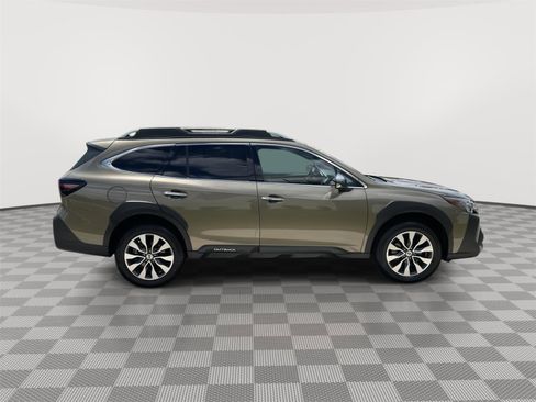 Used 2024 Subaru Outback Touring XT AWD/4WD image 9