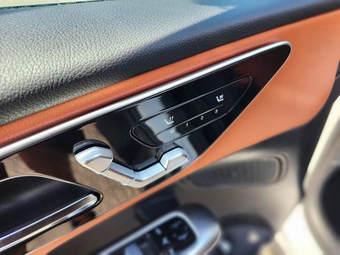 New 2026 Mercedes-Benz GLC 300 4MATIC image 18