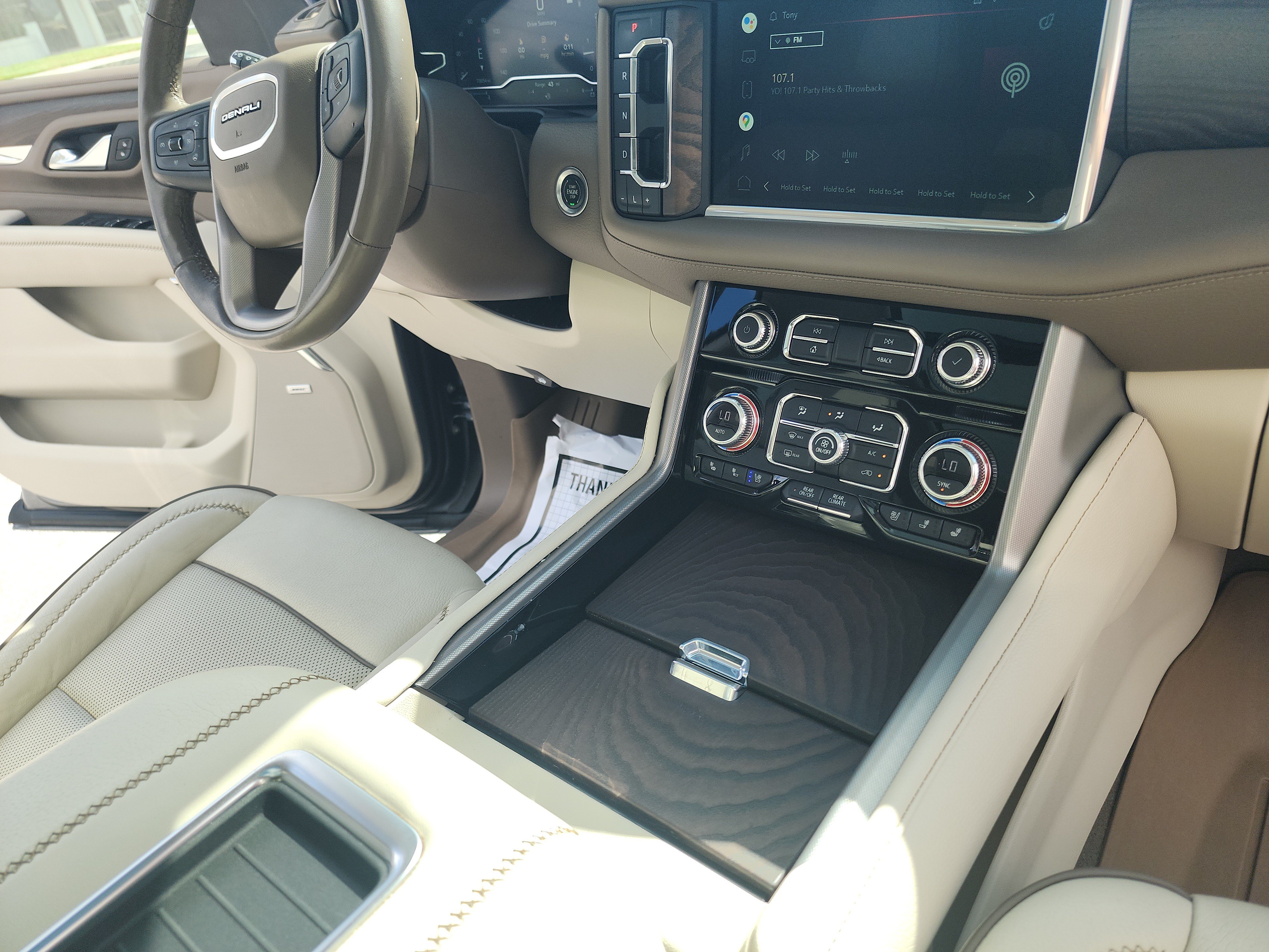 Used 2022 GMC Yukon XL Denali RWD image 36