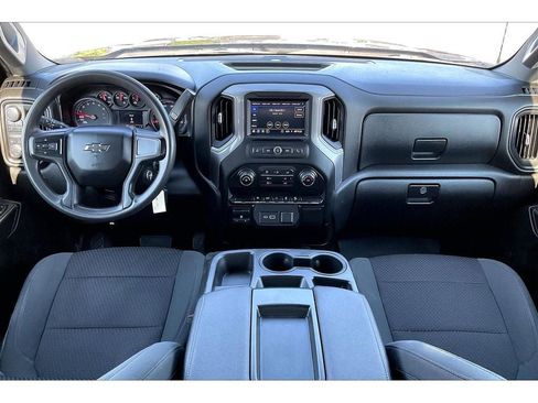 Used 2021 Chevrolet Silverado 1500 Custom Trail Boss AWD/4WD image 17