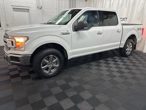 Used 2018 Ford F150 XLT w/ Equipment Group 302A Luxury image 5