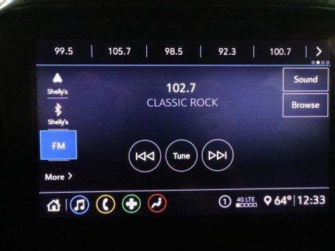 Used 2020 Chevrolet Traverse LT w/ LPO, Floor Liner Package FWD image 14