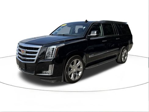 Used 2019 Cadillac Escalade ESV Luxury image 7
