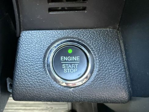 Used 2015 Ford F150 Lariat w/ Equipment Group 501A Mid image 29