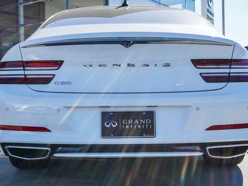 Used 2022 Genesis G80 2.5T w/ Prestige Package image 10