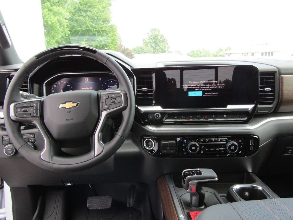 New 2026 Chevrolet Silverado 1500 High Country AWD/4WD image 5