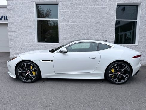 Used 2017 Jaguar F-TYPE R AWD/4WD image 5