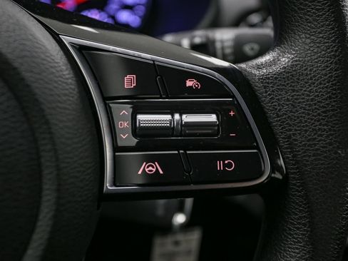 Used 2023 Kia Forte LXS image 33