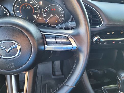 Used 2023 MAZDA MAZDA3 s image 24