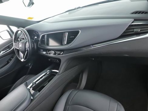 Used 2023 Buick Enclave Essence image 29