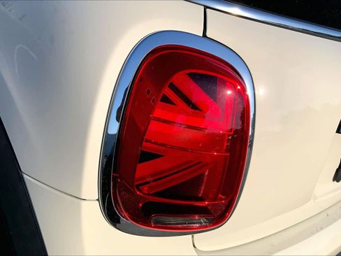 Used 2023 MINI Cooper S w/ Signature Upholstery Package FWD image 29