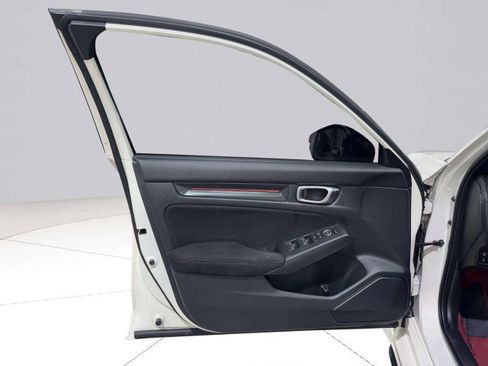 Used 2025 Honda Civic Type R image 19