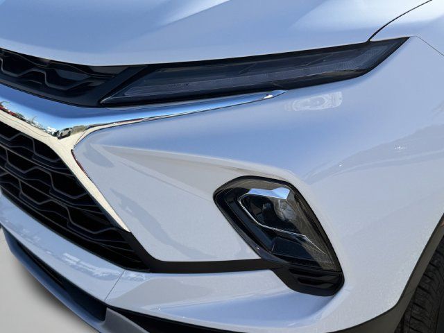 New 2026 Chevrolet Blazer LT w/ Convenience Package FWD image 11