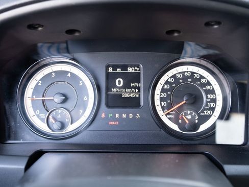 Used 2023 RAM 1500 Classic SLT w/ Protection Group AWD/4WD image 5
