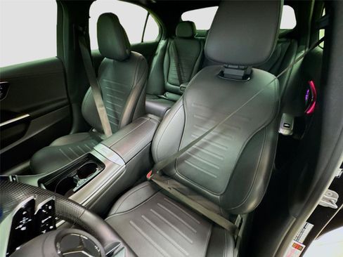Used 2024 Mercedes-Benz C 300 4MATIC Sedan image 22
