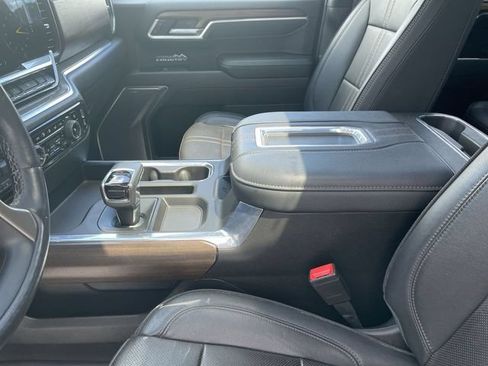 Used 2022 Chevrolet Silverado 1500 High Country w/ High Country Premium Package AWD/4WD image 20