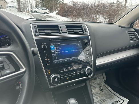 Used 2018 Subaru Outback 2.5i Premium image 23